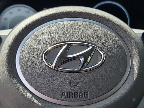 Used 2023 Hyundai Elantra SEL w/ Convenience Package FWD image 25