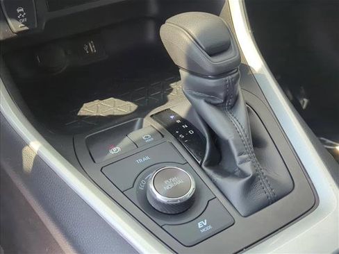 Certified 2024 Toyota RAV4 XLE image 12