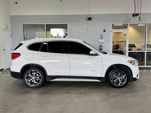 Used 2017 BMW X1 xDrive28i image 4