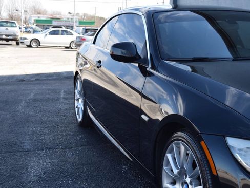 Used 2012 BMW 335i Convertible RWD image 27