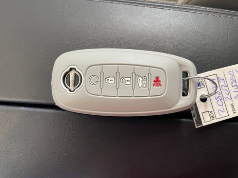 Certified 2023 Nissan Rogue SV FWD image 18