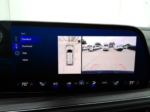 Used 2025 Chevrolet Tahoe LT image 8