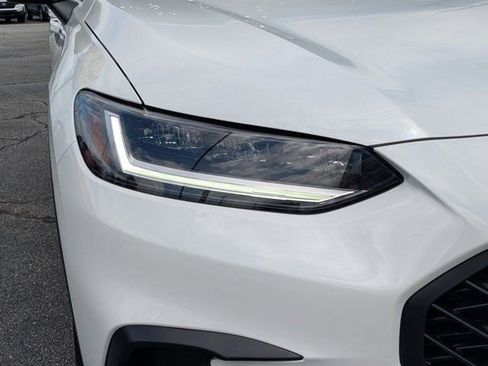 New 2026 Honda HR-V Sport image 9