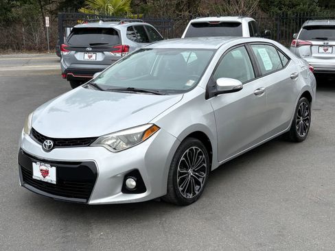 Used 2014 Toyota Corolla S image 3