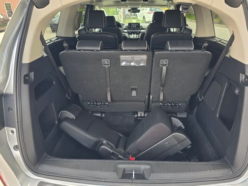 Used 2025 Honda Odyssey Elite image 25