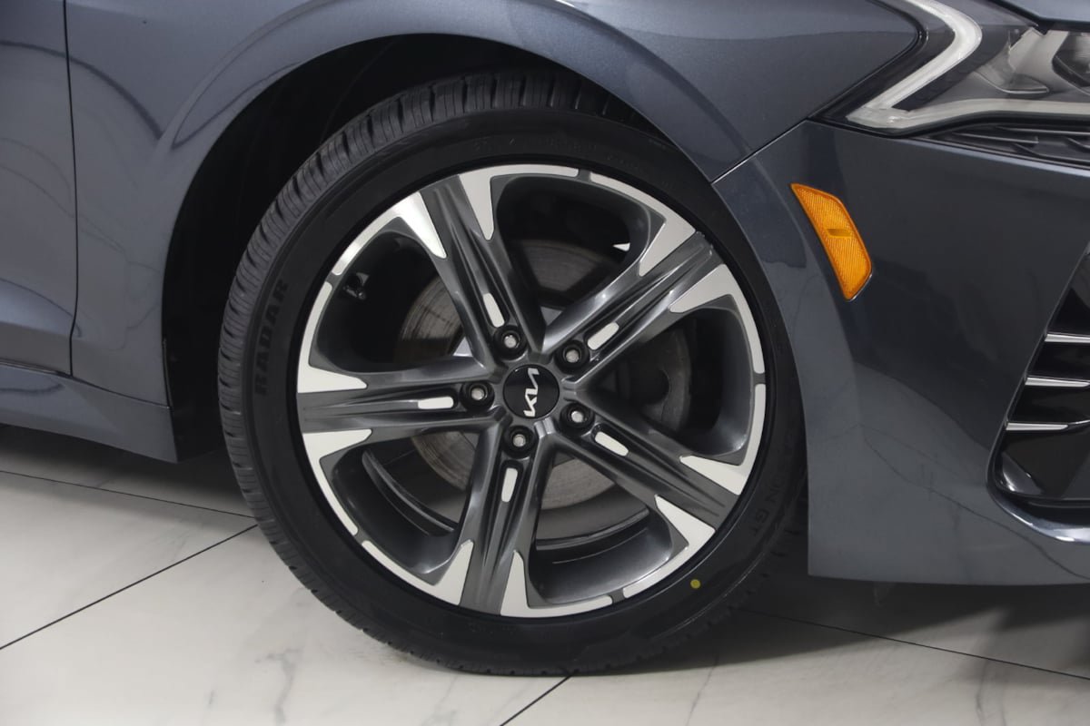 Used 2023 Kia K5 EX w/ EX Premium Package FWD image 16