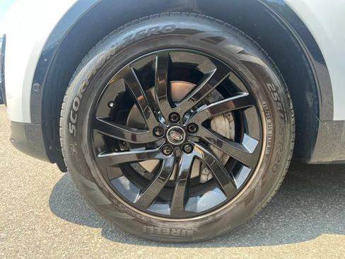 Used 2020 Land Rover Discovery Landmark AWD/4WD image 31