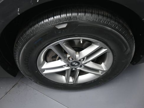 Used 2017 Hyundai Santa Fe Sport AWD/4WD image 13