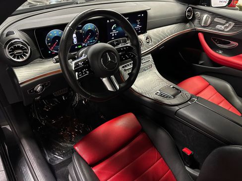 Used 2023 Mercedes-Benz E 450 Coupe image 8