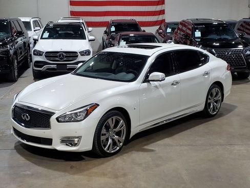 Used 2018 INFINITI Q70 L 3.7 w/ Sensory Package AWD/4WD image 49