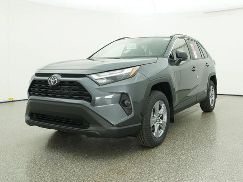 New 2025 Toyota RAV4 LE image 4