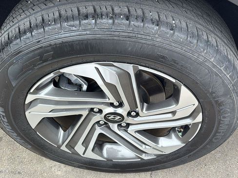 Used 2023 Hyundai Santa Fe SEL image 10