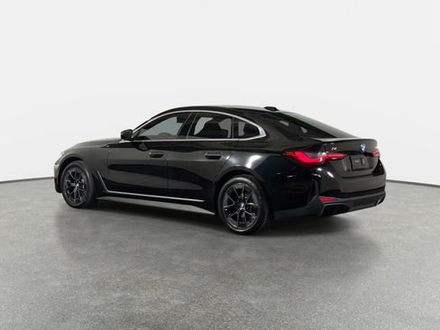 Used 2025 BMW i4 eDrive40 RWD image 5