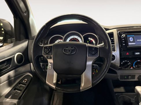 Used 2014 Toyota Tacoma 4x4 Double Cab w/ TRD Off-Road Package image 13