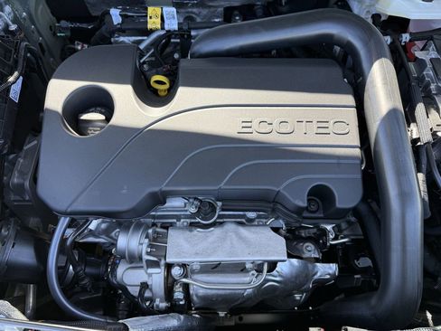 New 2026 Chevrolet Equinox LT w/ Safety and Technology Package image 24