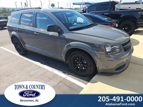 Used 2020 Dodge Journey SE w/ SE Popular Equipment Group FWD image 1