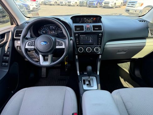 Used 2018 Subaru Forester 2.5i Premium AWD/4WD image 7