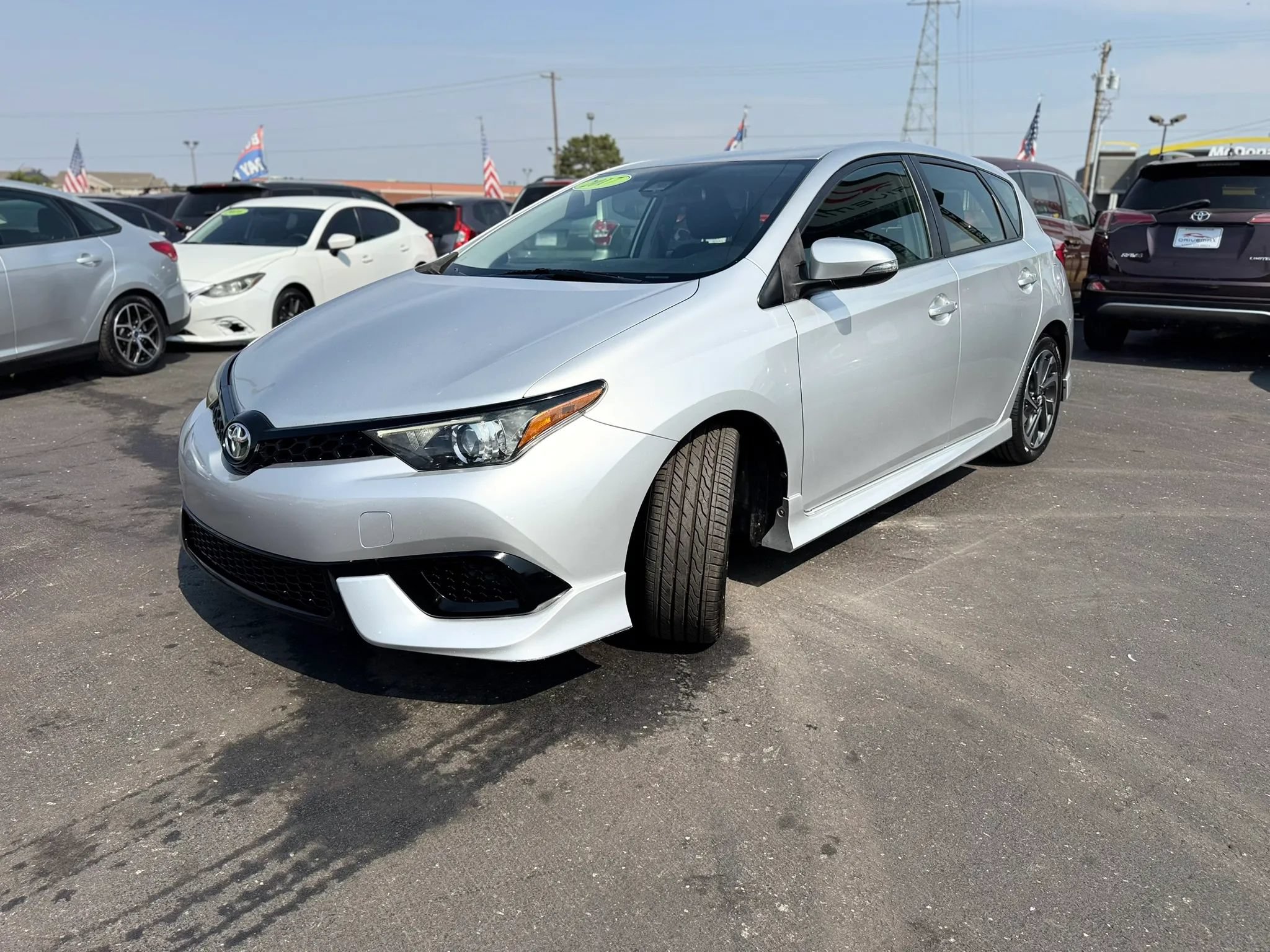 Used 2017 Toyota Corolla iM FWD image 7