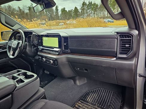 Certified 2024 GMC Sierra 1500 SLE w/ Preferred Package image 39