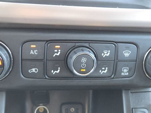 Used 2018 GMC Acadia Denali w/ Technology Package image 29