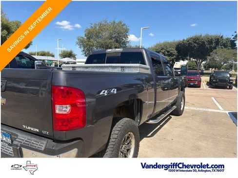 Used 2010 Chevrolet Silverado 2500 LTZ w/ Convenience Package AWD/4WD image 10