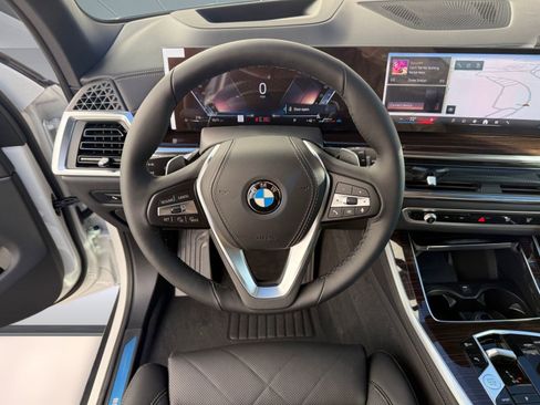 New 2026 BMW X5 xDrive40i w/ Climate Comfort Package image 14