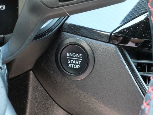 Certified 2024 Ford Escape ST-Line FWD image 29