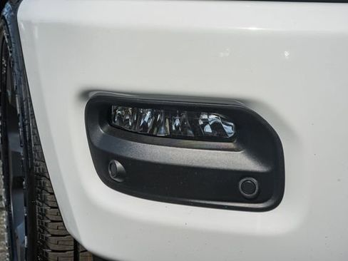 New 2026 RAM 1500 Express AWD/4WD image 18