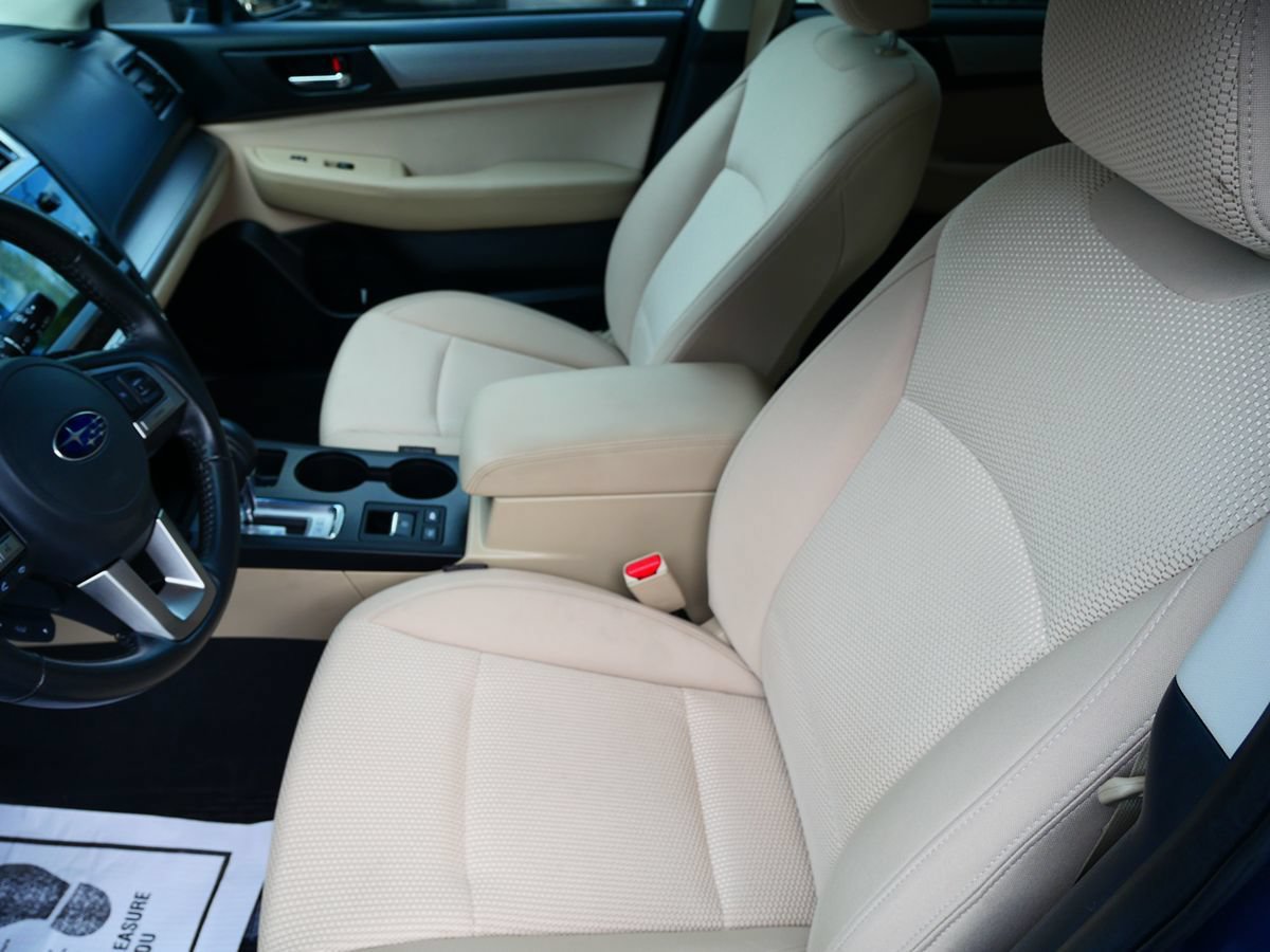 Used 2017 Subaru Outback 2.5i Premium AWD/4WD image 10
