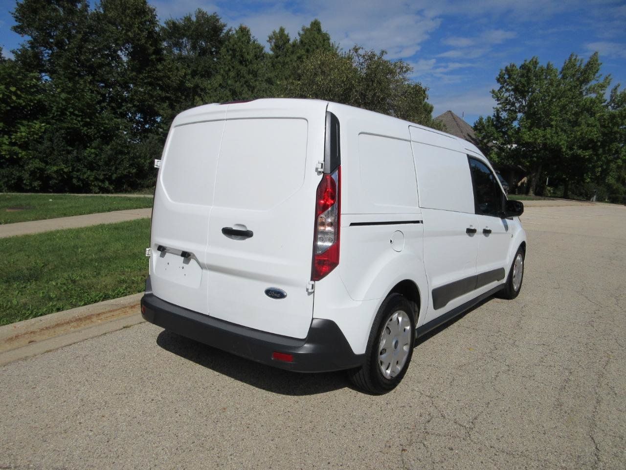 Used 2018 Ford Transit Connect XLT FWD image 10