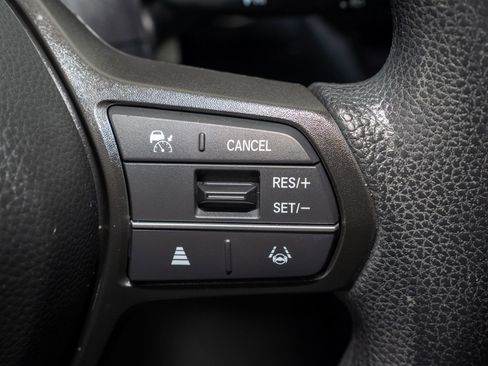 Certified 2024 Honda HR-V LX image 32