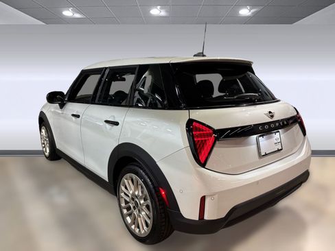 New 2026 MINI Cooper S image 2