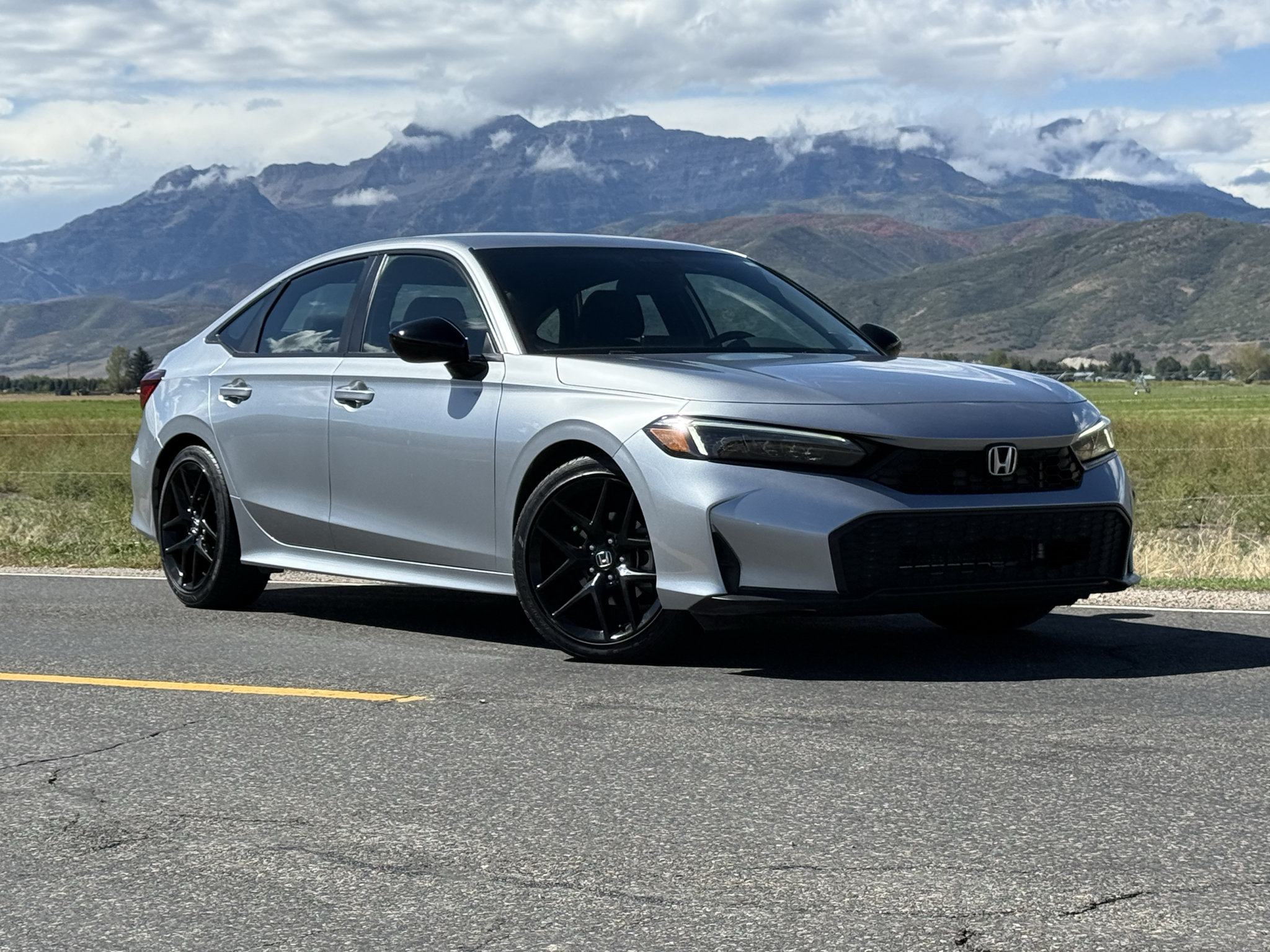 Used 2025 Honda Civic Sport image 1