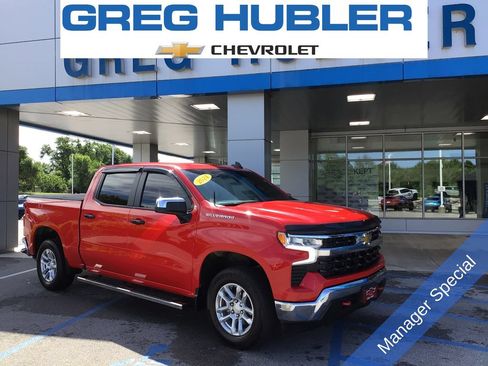 Used 2024 Chevrolet Silverado 1500 LT AWD/4WD image 1