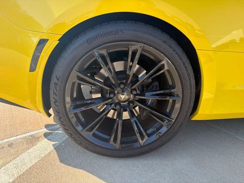 Used 2016 Chevrolet Camaro SS RWD image 6