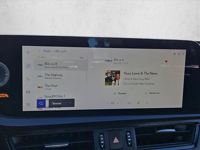 Used 2024 Lexus ES 300h w/ Accessory Package (Z2) FWD image 14
