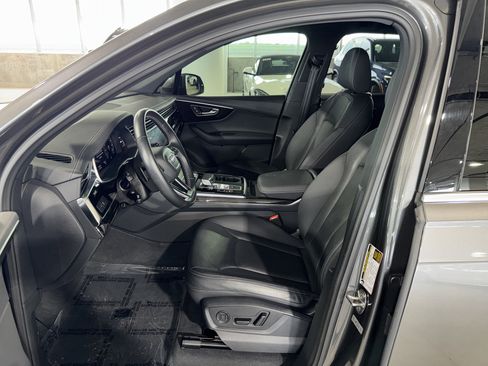 Used 2025 Audi Q7 2.0T Premium w/ Convenience Package image 19