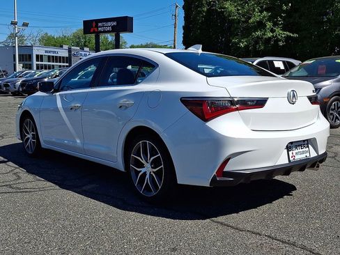 Used 2022 Acura ILX w/ Premium Package FWD image 4