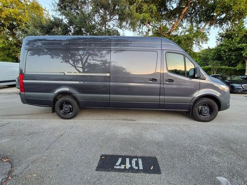 Used 2026 Mercedes-Benz Sprinter 2500 image 4