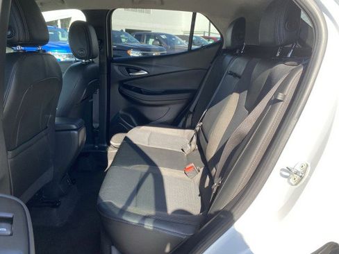 Used 2021 Buick Encore GX Select image 25