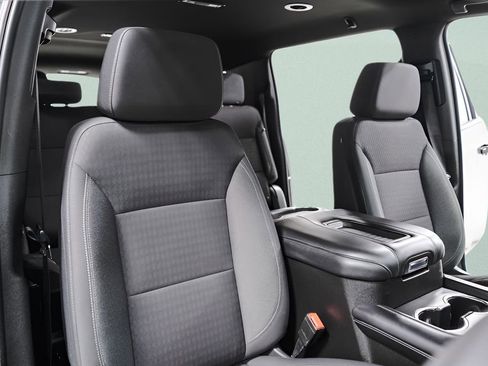 Used 2023 GMC Yukon XL SLE image 36