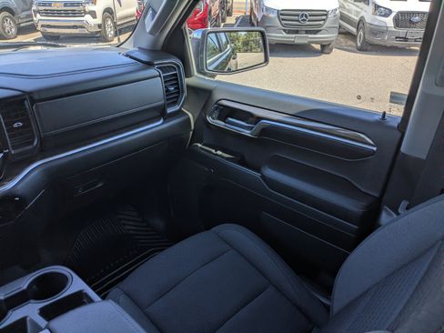 Used 2023 Chevrolet Silverado 1500 LT image 17