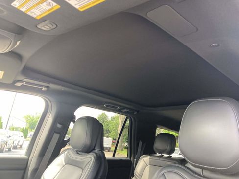Used 2024 Lincoln Navigator L Reserve AWD/4WD image 23