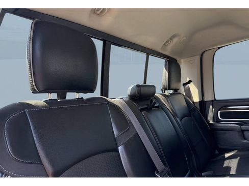 Used 2024 RAM 2500 Laramie AWD/4WD image 18