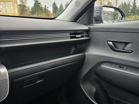 New 2026 Hyundai Kona SE image 22