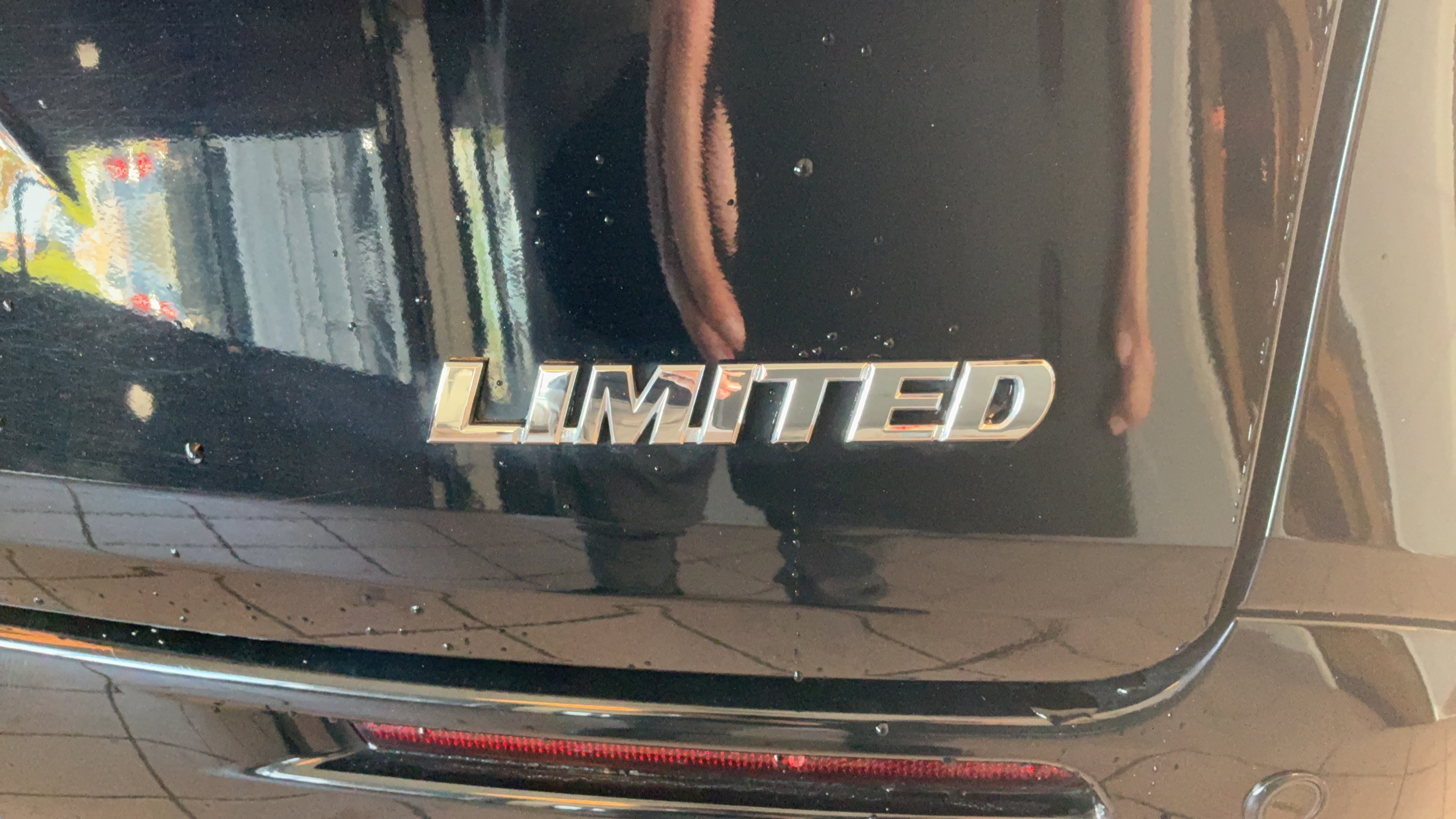 Certified 2025 Toyota Sienna Limited AWD/4WD image 48