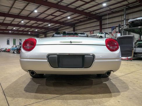 Used 2004 Ford Thunderbird Deluxe image 7