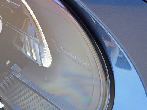 Used 2025 Porsche 911 Carrera 4 GTS w/ Premium Package image 76