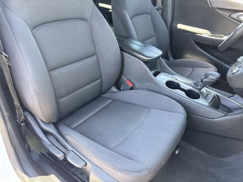 Used 2025 Chevrolet Malibu LT FWD image 10