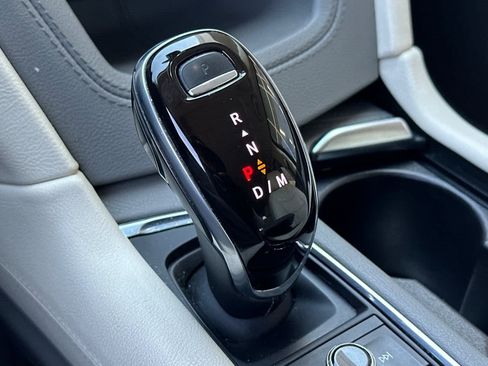 Used 2021 Cadillac XT6 Premium Luxury image 23